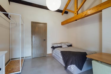 2 bed house, Forest Road, City Centre, Loughborough, LE113NP - Image 1