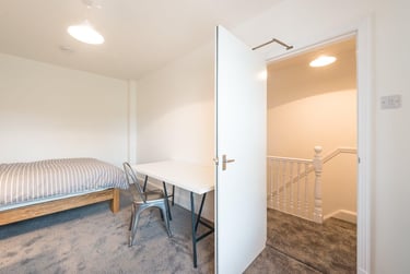 6 bed house, William Street, City Centre, Loughborough, LE113BX - Image 12