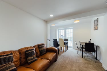 6 bed house, Meadow Lane, City Centre, Loughborough, LE111JY - Image 4