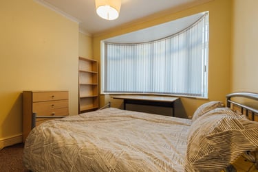 5 bed house, Oaklands Avenue, City Centre, Loughborough, LE113JF - Image 5