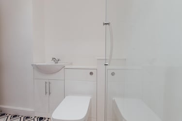 5 bed house, Station Street, City Centre, Loughborough, LE115ED - Image 12