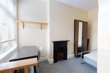 4 bed house, Derby Road, City Centre, Loughborough, LE115BX - Image 9