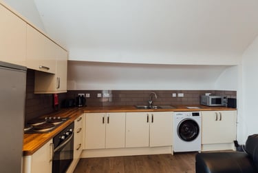 1 bed house, Derby Road, City Centre, Loughborough, LE115AG - Image 2