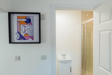 5 bed house, Station Street, City Centre, Loughborough, LE115ED - Image 2