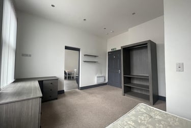 1 bed house, Derby Road, City Centre, Loughborough, LE115AG - Image 1
