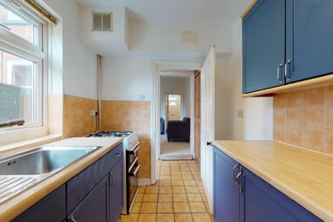 4 bed house, Derby Road, City Centre, Loughborough, LE115BX - Image 4