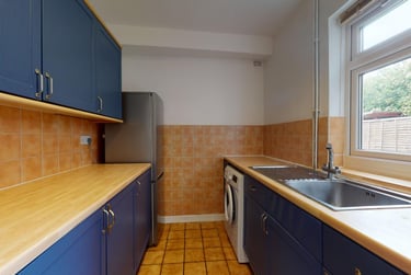 4 bed house, Derby Road, City Centre, Loughborough, LE115BX - Image 3