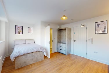 1 bed house, Lemyngton Street, City Centre, Loughborough, LE111UH - Image 3