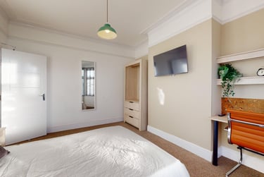 6 bed house, Royland Road, City Centre, Loughborough, LE112EH - Image 5