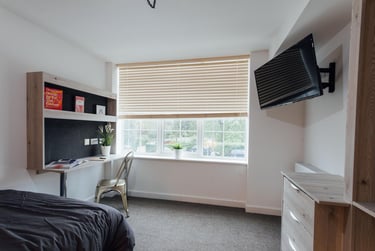 3 bed house, Devonshire House, City Centre, Loughborough, LE113DF - Image 1