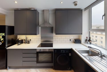 4 bed house, Park Street, City Centre, Bristol, BS15NH - Image 1