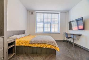 1 bed house, Devonshire House, City Centre, Loughborough, LE113DT - Image 1