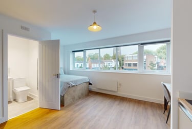 1 bed house, Lemyngton Street, City Centre, Loughborough, LE111UH - Image 1