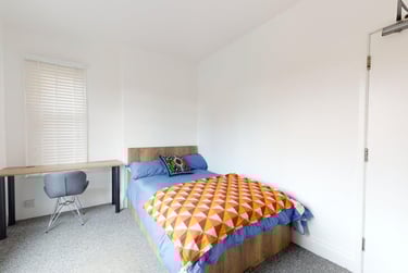 6 bed house, Frederick Street, City Centre, Loughborough, LE113BJ - Image 5