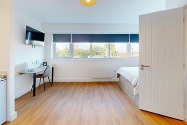 1 bed house, Lemyngton Street, City Centre, Loughborough, LE111UH - Image 3