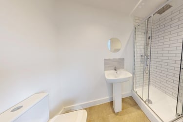 1 bed house, Lemyngton Street, City Centre, Loughborough, LE111UH - Image 4