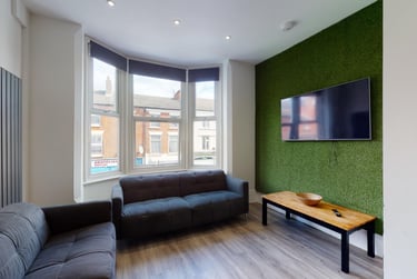 6 bed house, Alfreton Road, Radford, Nottingham, NG73JL - Image 2