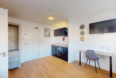 1 bed house, Lemyngton Street, City Centre, Loughborough, LE111UH - Image 2