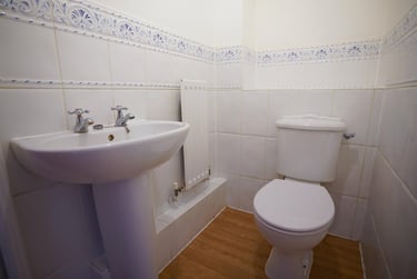 4 bed house, Goldfinch Close, City Centre, Loughborough, LE113HG - Image 8