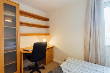 5 bed house, Goldfinch Close, City Centre, Loughborough, LE113HG - Image 11