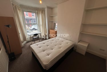 6 bed house, Hessle View, Hyde Park, Leeds, LS61ER - Image 6