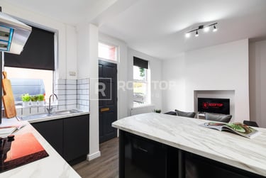 2 bed house, Glossop Grove, Rampart Road, Leeds, LS62LH - Image 15