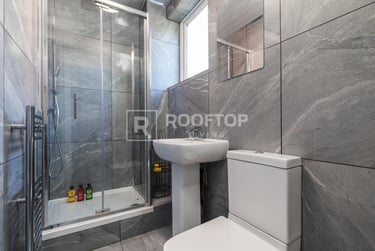 2 bed house, Glossop Grove, Rampart Road, Leeds, LS62LH - Image 8