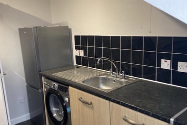 2 bed house, Myrtle Road, Highfields, Leicester, LE21FX - Image 3