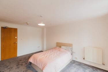 5 bed house, Moorhen Way, City Centre, Loughborough, LE113HH - Image 13