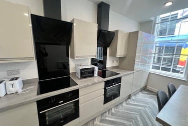 5 bed house, Bridlesmith Gate, Lace Market, Nottingham, NG12GP - Image 4