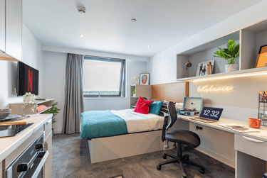 true Sky Studio Plus at true Manchester, Salford, King William Street, Weaste, Salford, M503ZP - Image 2