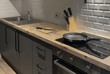 Classic 3 Bed Apartment at Emily Davies, Western Esplanade, Portswood, Southampton, SO152PU - Image 4