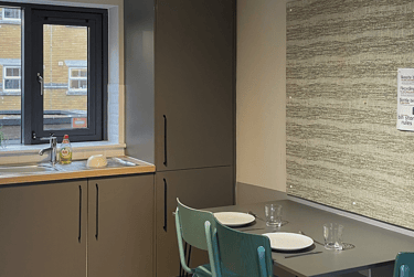 Classic 4 Bed Apartment at Emily Davies, Western Esplanade, Portswood, Southampton, SO152PU - Image 5