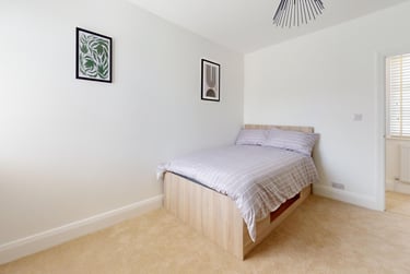 4 bed house, Market Street, City Centre, Loughborough, LE113ER - Image 1