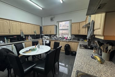 8 bed house, Consort Terrace, Woodhouse, Leeds, LS31ET - Image 6