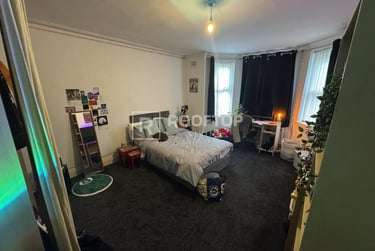 8 bed house, Consort Terrace, Woodhouse, Leeds, LS31ET - Image 9