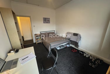 8 bed house, Consort Terrace, Woodhouse, Leeds, LS31ET - Image 13
