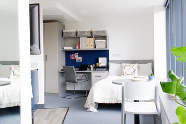 Classic Studio at Trapezium, Park Lane, Woodhouse, Leeds, LS31FL - Image 1