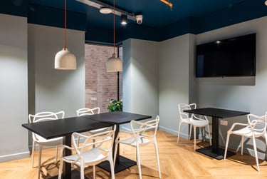 Classic Studio at Trapezium, Park Lane, Woodhouse, Leeds, LS31FL - Image 15