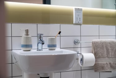 Platinum Loft Apartment (Double Occupancy Only) at Leonardo, 8 Great George Street, City Centre, Leeds, LS28GZ - Image 4