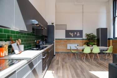 Platinum En suite (Loft) at Leonardo, 8 Great George Street, City Centre, Leeds, LS28GZ - Image 8