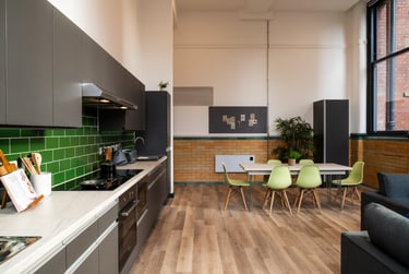 Platinum Plus En suite (Loft) at Leonardo, 8 Great George Street, City Centre, Leeds, LS28GZ - Image 8