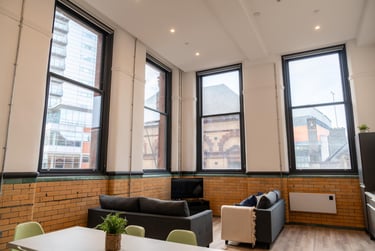 Platinum Plus En suite (Loft) at Leonardo, 8 Great George Street, City Centre, Leeds, LS28GZ - Image 9