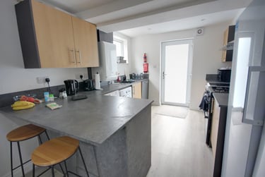 6 bed house, County Durham, Gilesgate, Durham, DH11HY - Image 3