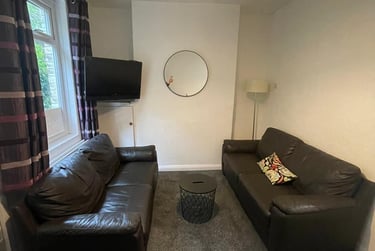 3 bed house, Neville Terrace (L), Western Hill, Durham, DH14AH - Image 9