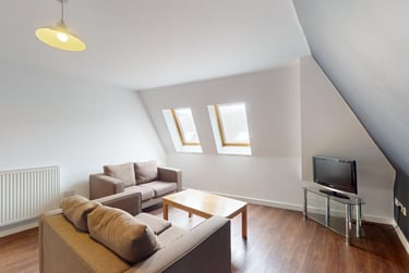 4 bed house, The Globe, Shieldfield, Newcastle, NE21BH - Image 2