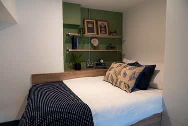 Gold Plus Loft Apartment - Image 3