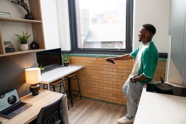 Gold Studio (Loft) at Leonardo, 8 Great George Street, City Centre, Leeds, LS28GZ - Image 4