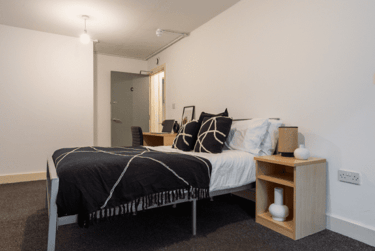 Gold Non Ensuite at The Grafton, 60 Grafton Street, Ardwick, Manchester, M139NT - Image 2