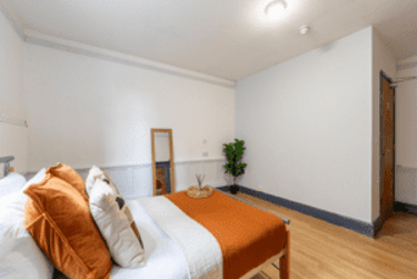 Platinum Non Ensuite - Image 3